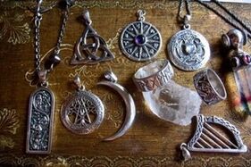 Charms and amulets for success and prosperity in the family