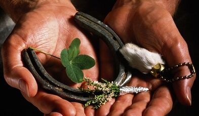 What to do for an amulet for luck and prosperity