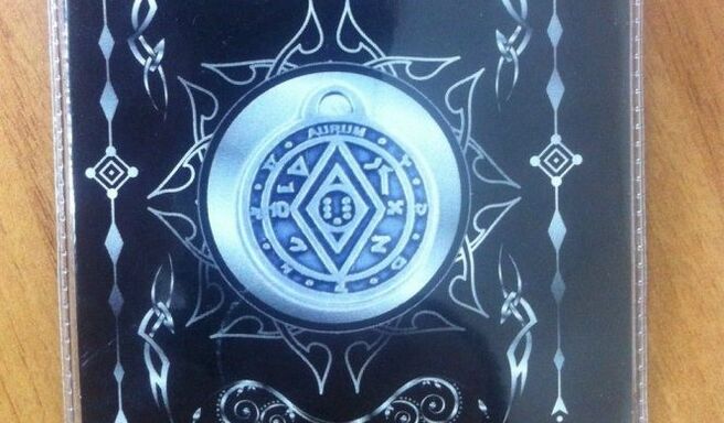 Positive reviews about success and wealth on the Imperial Amulet