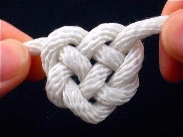 A knot for success