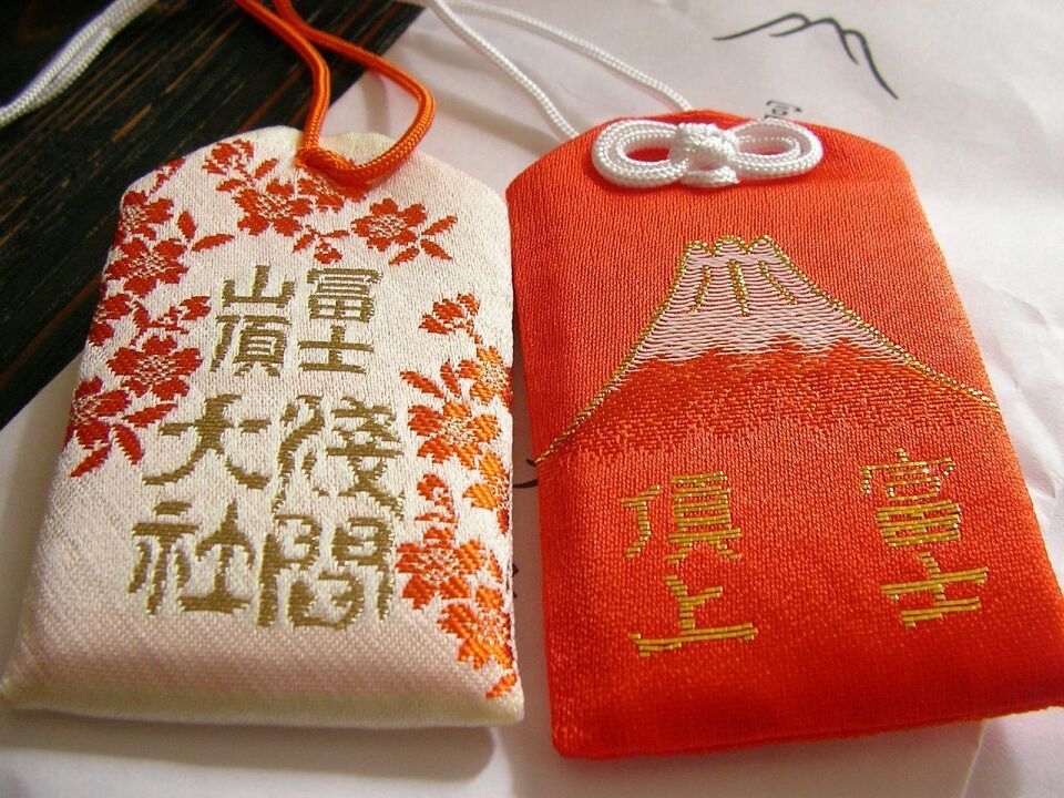 Japanese amulets for success